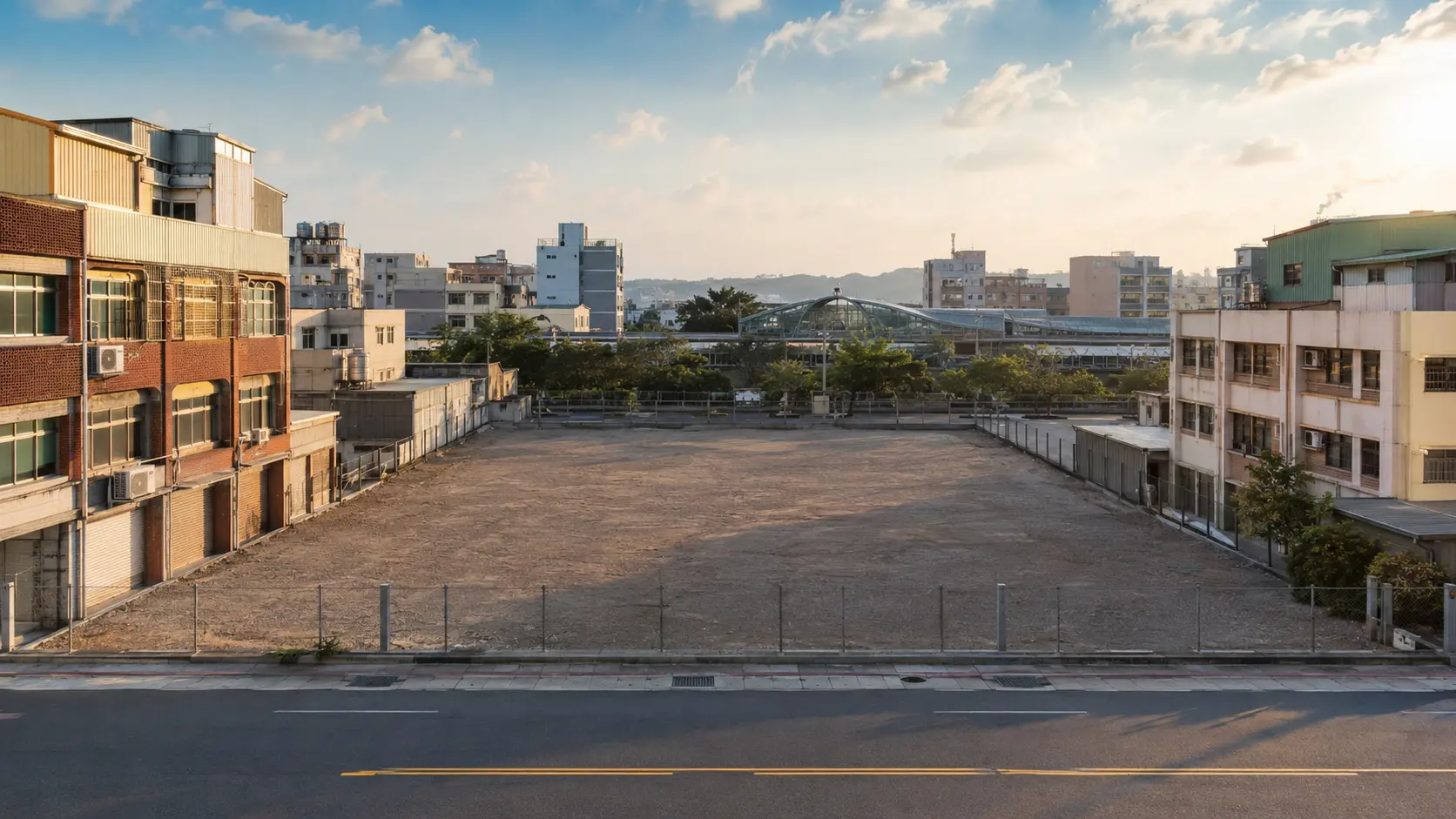 竹南火車站91坪方正大面寬商業建地成交案例示意圖